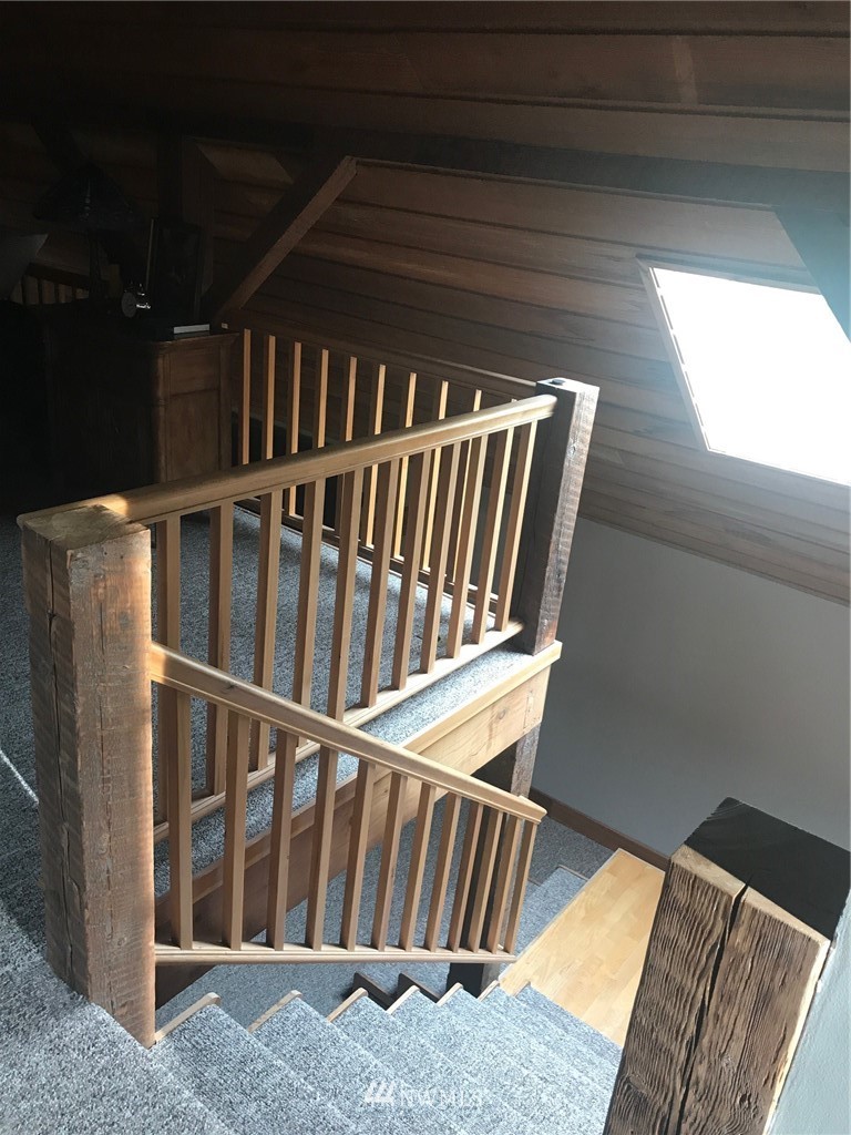 18527 Beall Road Southwest Vashon, WA 98070 - Photo 17 of 26