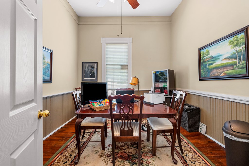 308 East 10th Street Columbus, GA 31901 - Photo 8 of 19