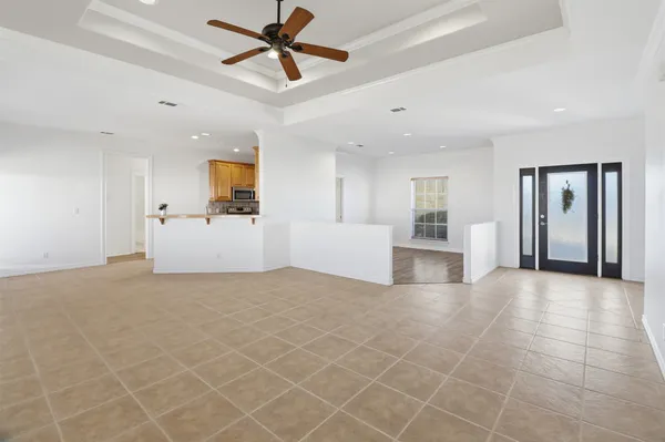 $360,000 | 127 Turkey Run, Meadowlakes, TX 78654