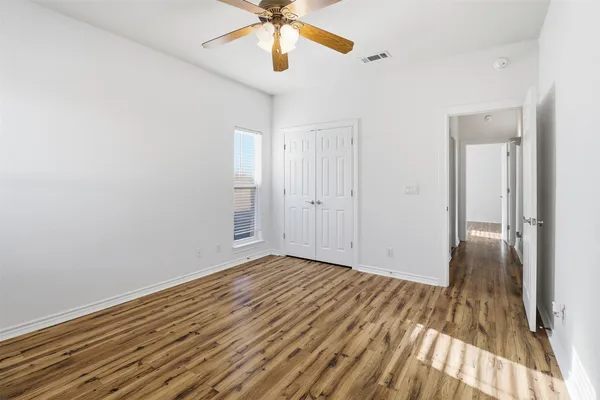 $360,000 | 127 Turkey Run, Meadowlakes, TX 78654