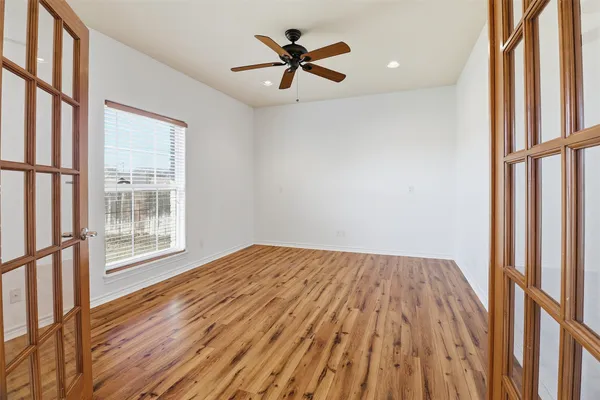 $360,000 | 127 Turkey Run, Meadowlakes, TX 78654