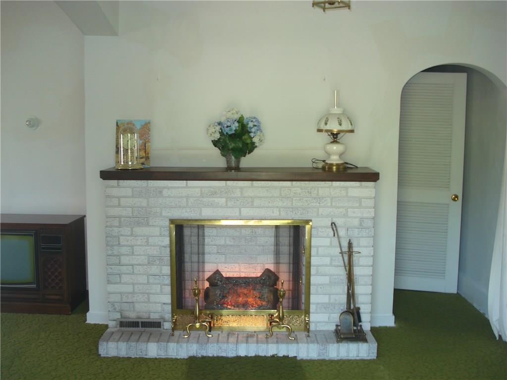 268 Perryopolis Perryopolis, PA 15473 - Photo 4 of 16
