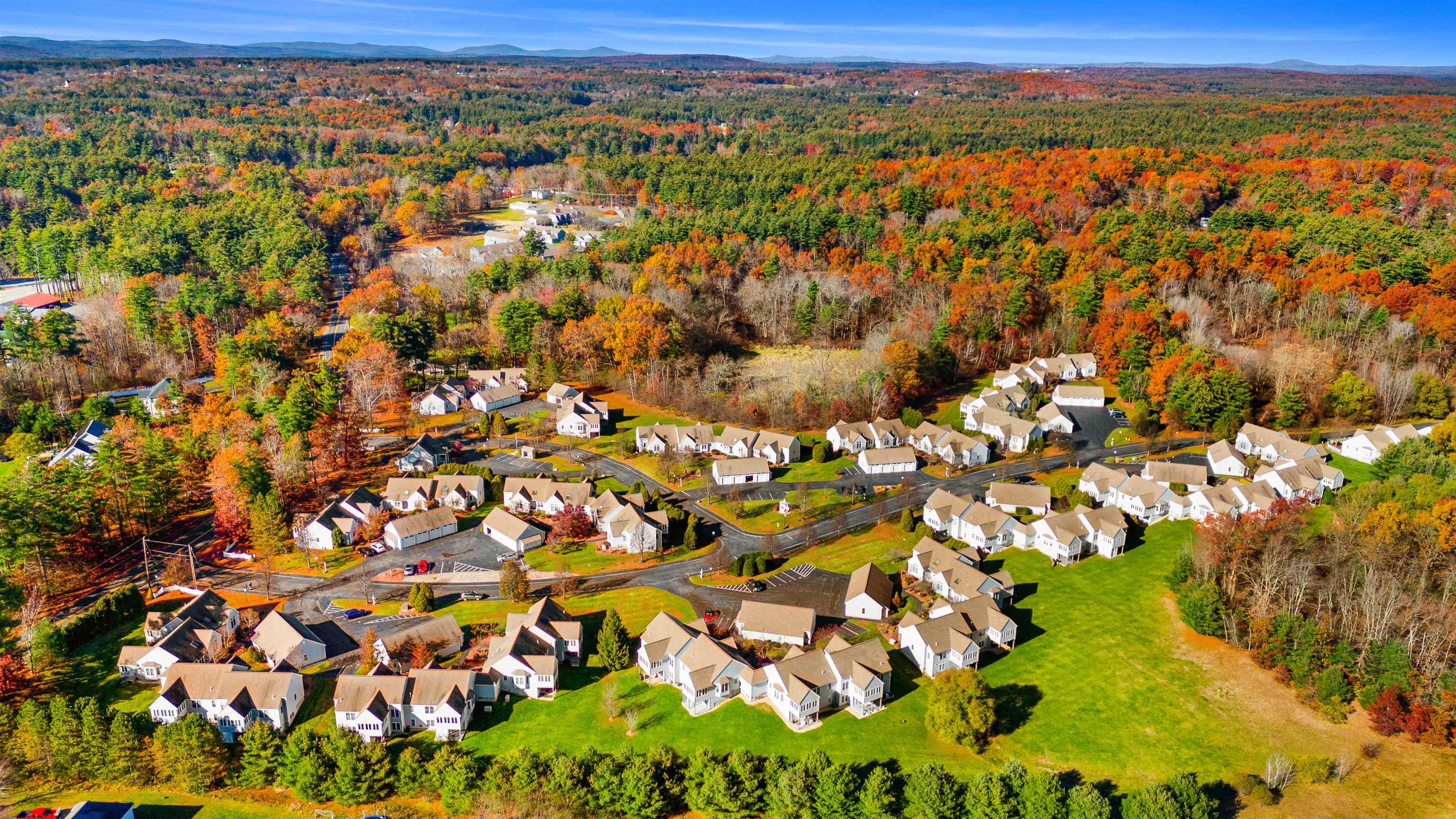 16 Pullman Drive Hollis, NH 03049 - Photo 13 of 39