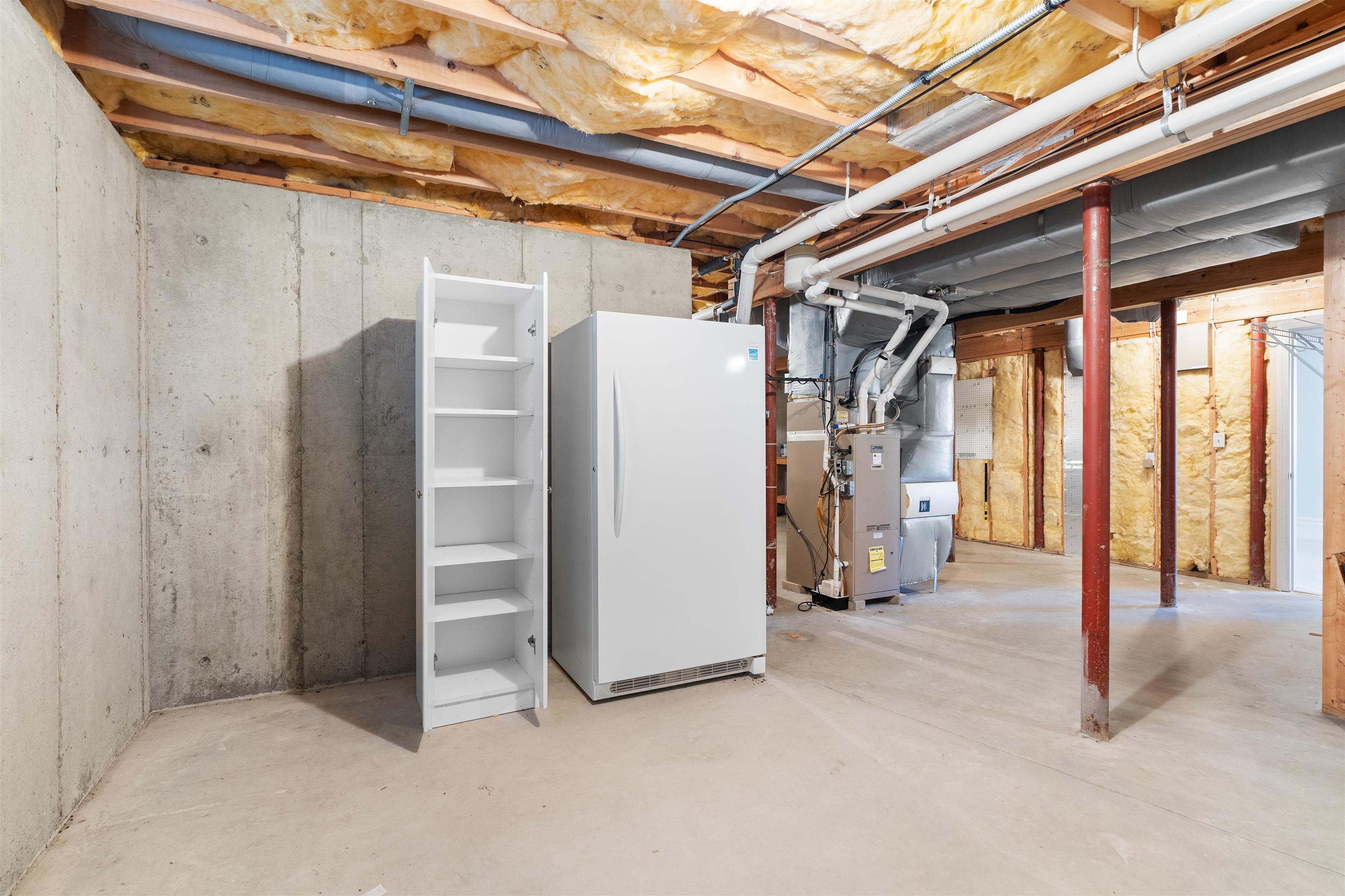 16 Pullman Drive Hollis, NH 03049 - Photo 27 of 39