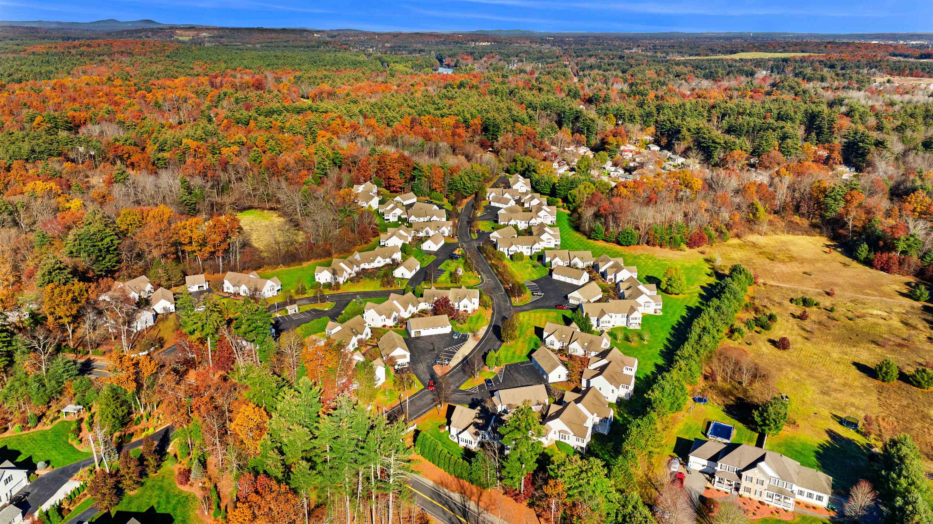 16 Pullman Drive Hollis, NH 03049 - Photo 32 of 39