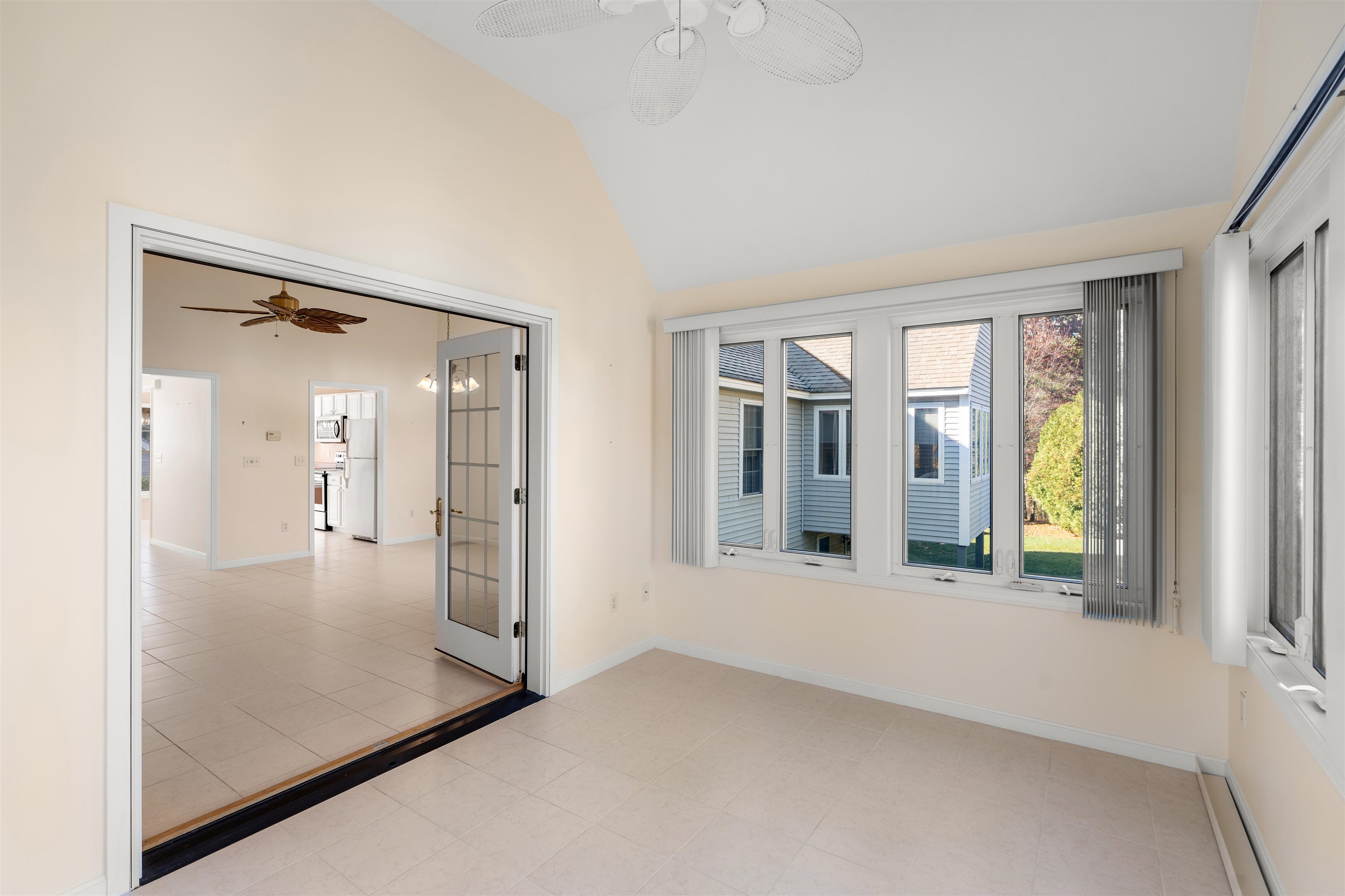 16 Pullman Drive Hollis, NH 03049 - Photo 4 of 39