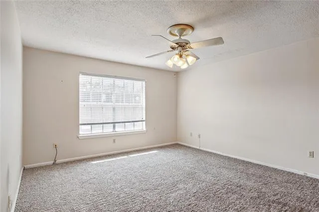 $1,700 | 2700 Whitney Place, Unit 826, Metairie, LA 70002