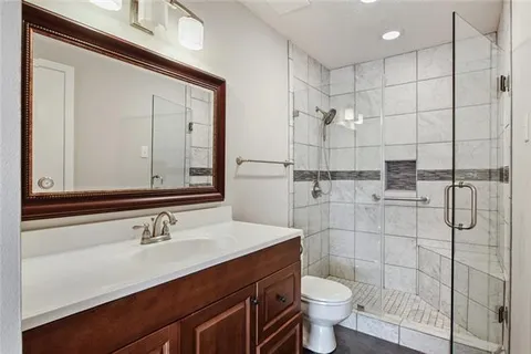 $1,700 | 2700 Whitney Place, Unit 826, Metairie, LA 70002