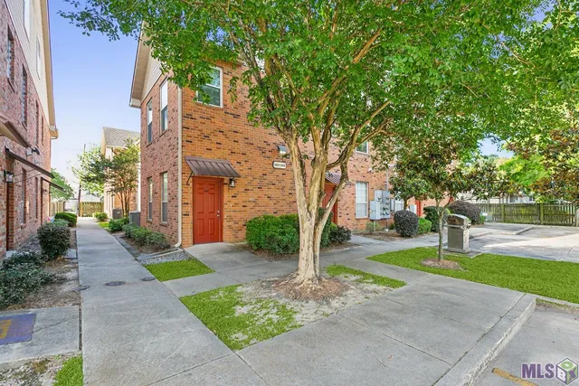 $1,395 | 900 Dean Lee Drive, Unit 1402, Baton Rouge, LA 70820