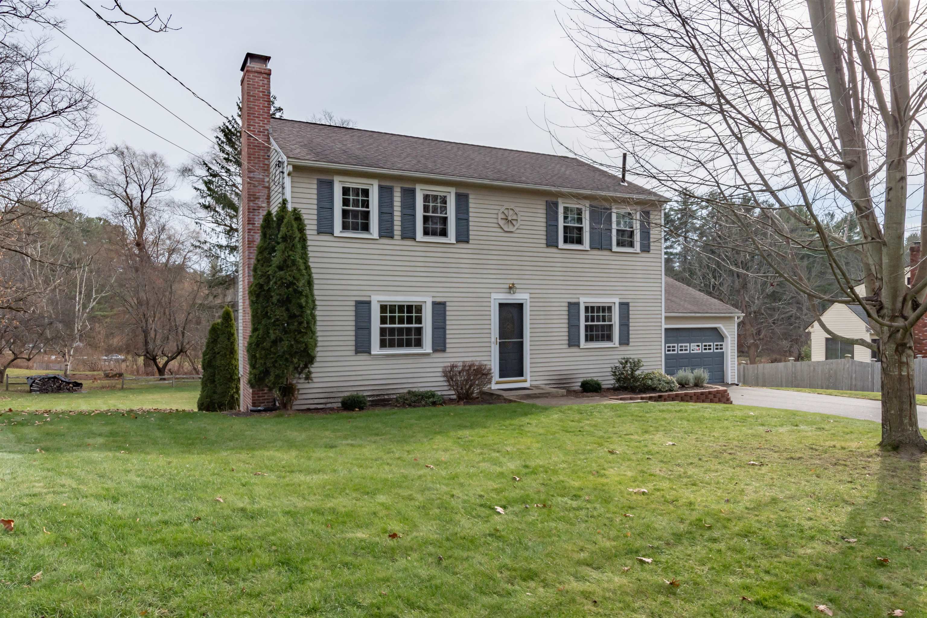 4 Sheffield Road Nashua, NH 03062 - Photo 13 of 32