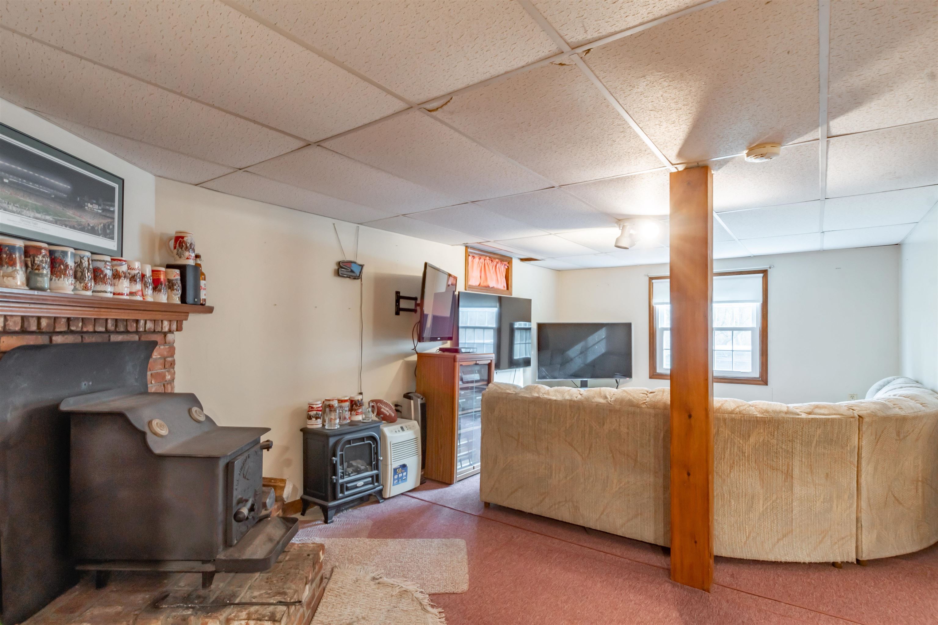 4 Sheffield Road Nashua, NH 03062 - Photo 10 of 32