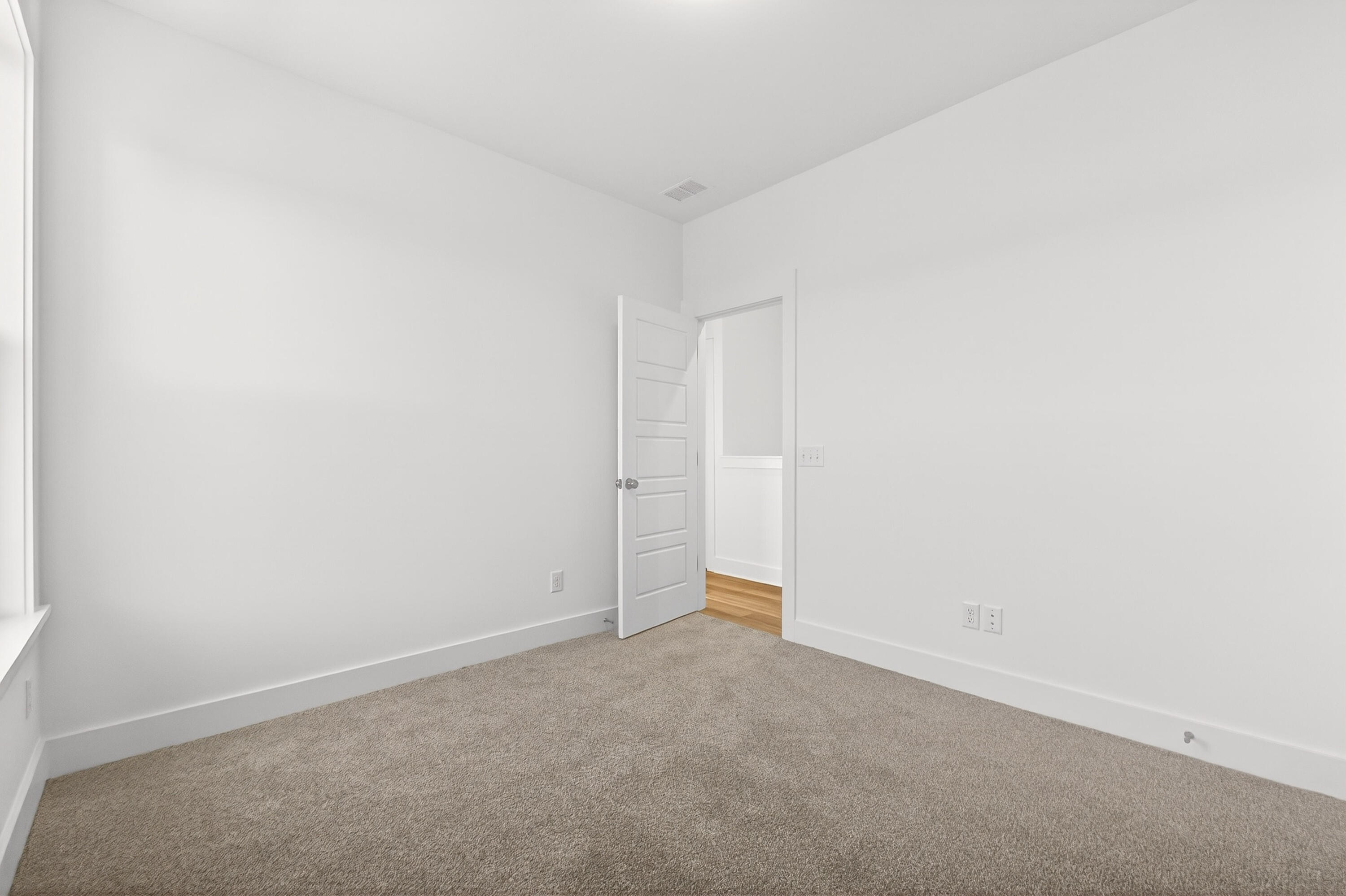 745 Blueway Avenue Summerville, SC 29486 - Photo 18 of 32 Rowan P 1610 (21)