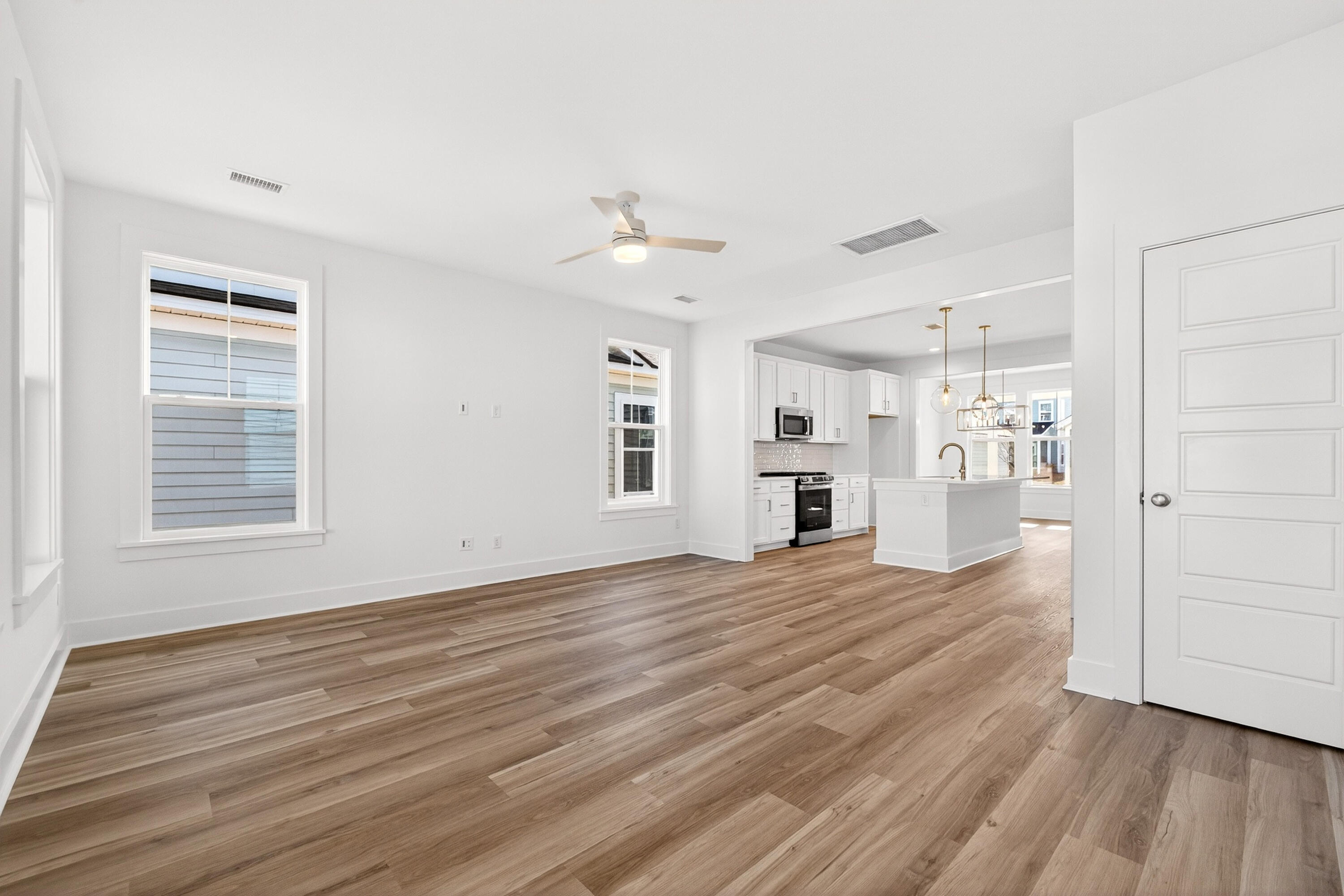 745 Blueway Avenue Summerville, SC 29486 - Photo 6 of 32 Rowan P representative photo only