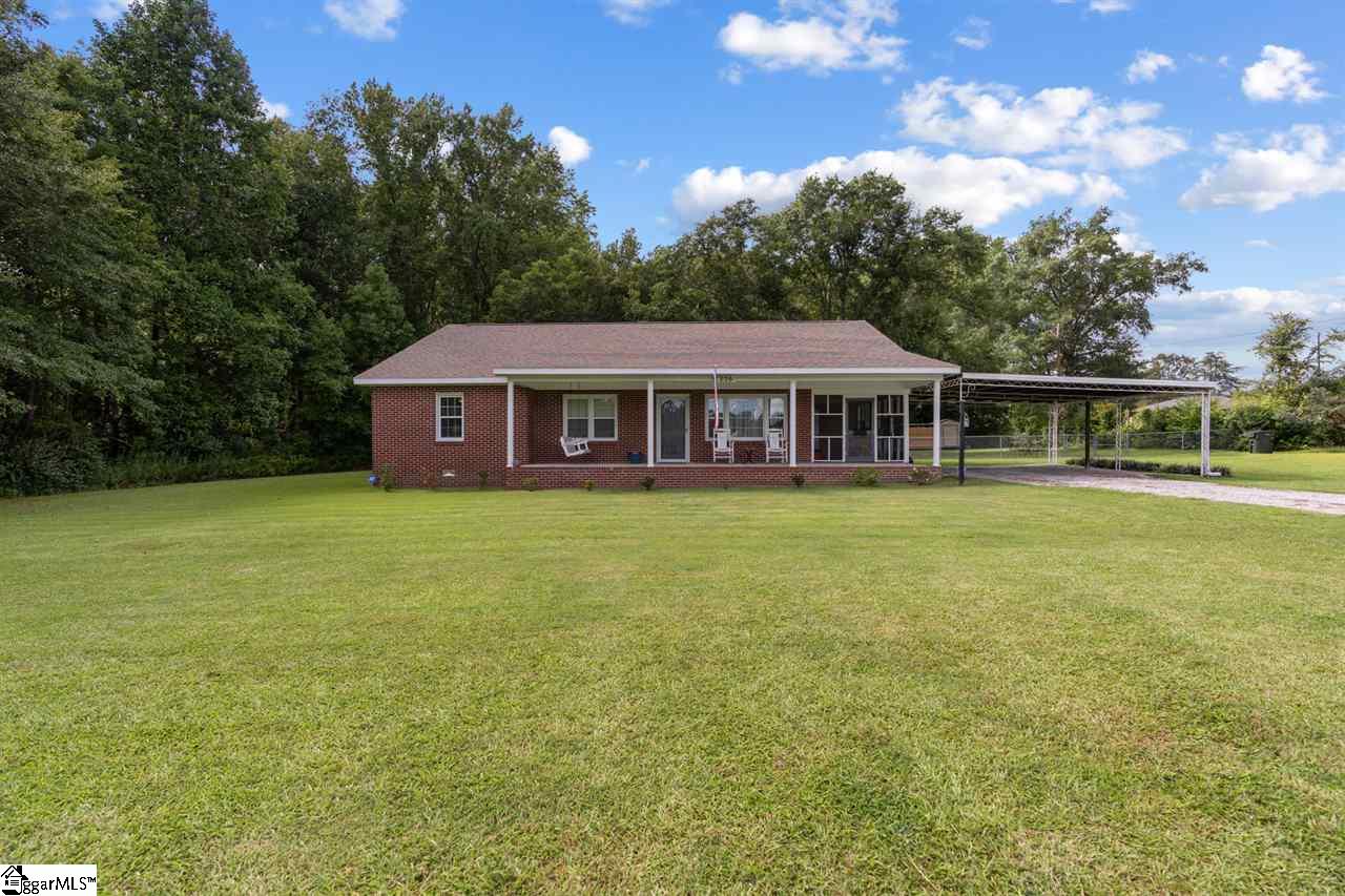 216 Oak Dr Extension Honea Path, SC 29654 - Photo 1 of 18 Gallery Image 1