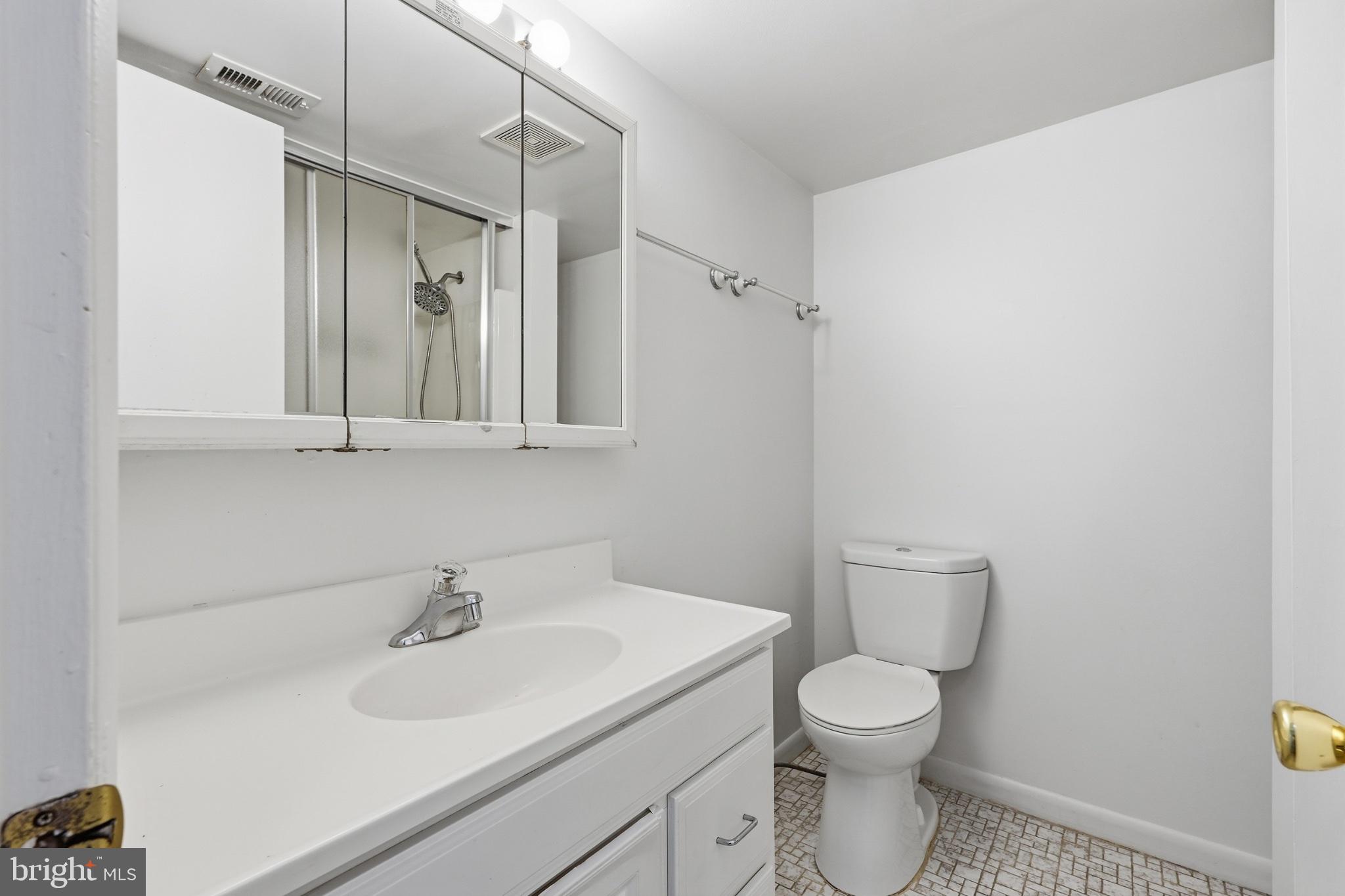 19007 Mills Choice Road, Unit 3 Gaithersburg, MD 20886 - Photo 13 of 22 Gallery Image 13