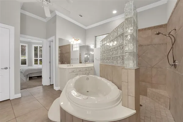 $3,800 | 2202 Southern Oaks Drive, Cedar Hill, TX 75104