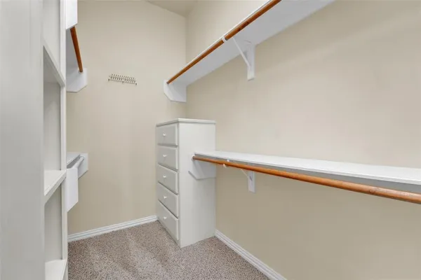 $3,800 | 2202 Southern Oaks Drive, Cedar Hill, TX 75104