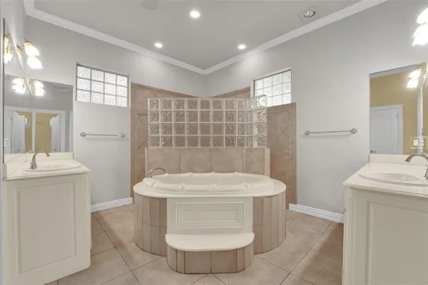 $3,800 | 2202 Southern Oaks Drive, Cedar Hill, TX 75104