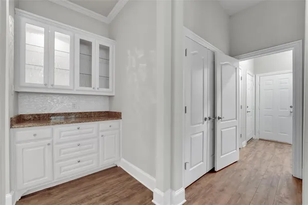 $3,800 | 2202 Southern Oaks Drive, Cedar Hill, TX 75104