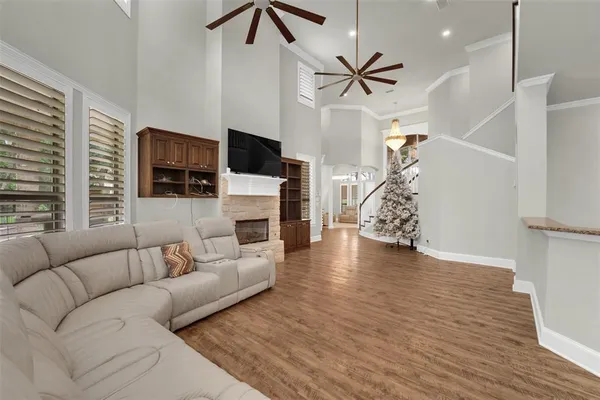 $3,800 | 2202 Southern Oaks Drive, Cedar Hill, TX 75104