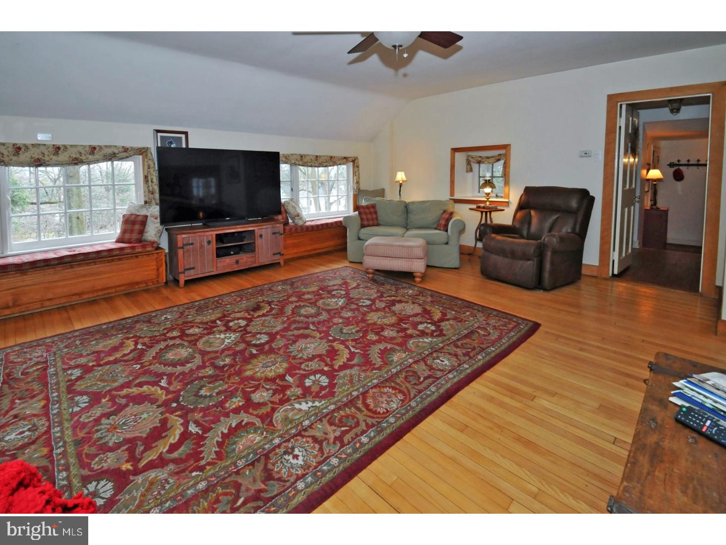 752 Fetters Mill Road Huntingdon Valley, PA 19006 - Photo 16 of 25 Family Room