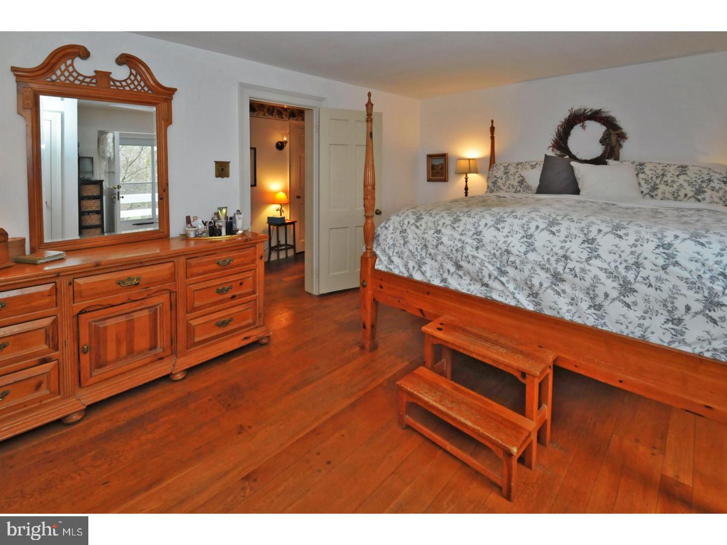 752 Fetters Mill Road Huntingdon Valley, PA 19006 - Photo 18 of 25 Bedroom - Main
