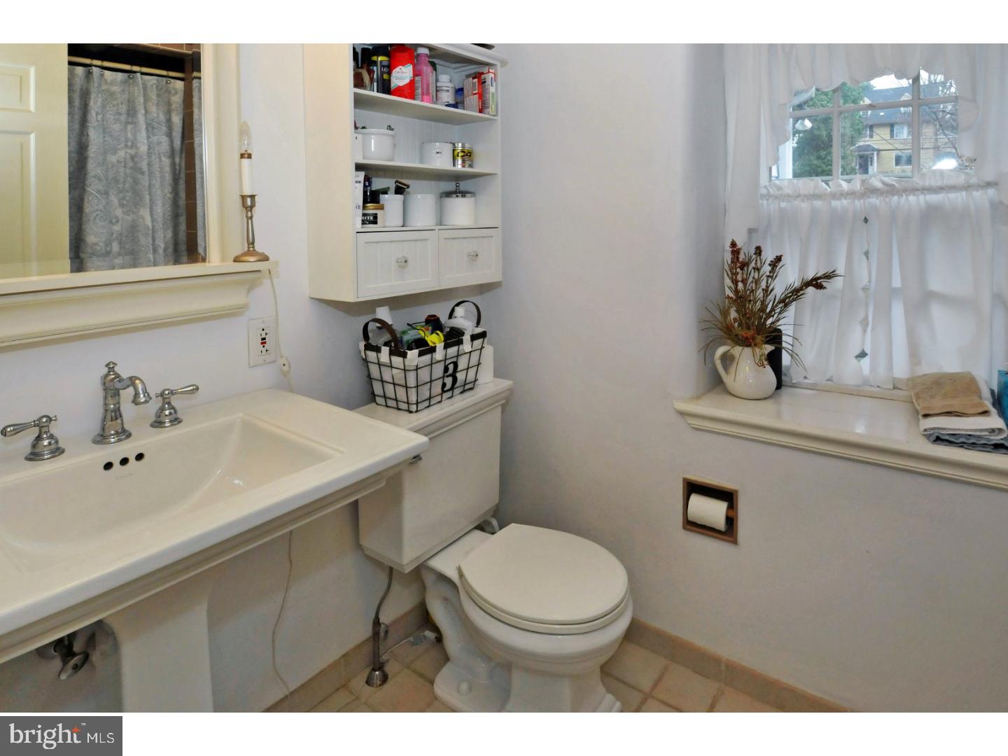 752 Fetters Mill Road Huntingdon Valley, PA 19006 - Photo 21 of 25 Bathroom