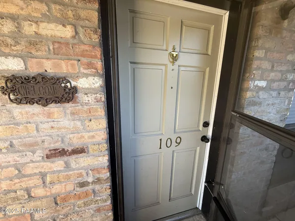 $82,500 | 701 South College Road, Unit 109, Lafayette, LA 70503