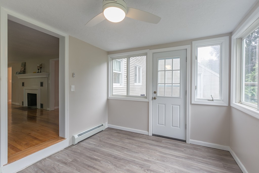 131 Harkness Avenue Springfield, MA 01118 - Photo 12 of 27 Gallery Image 12