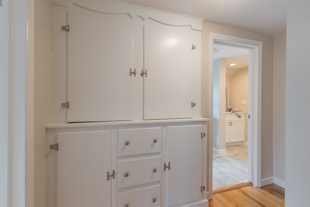 131 Harkness Avenue Springfield, MA 01118 - Photo 16 of 27 Gallery Image 16
