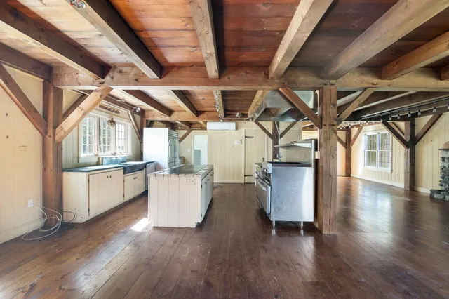 $1,400,000 | 131 Stark Road, Brattleboro, VT 05301