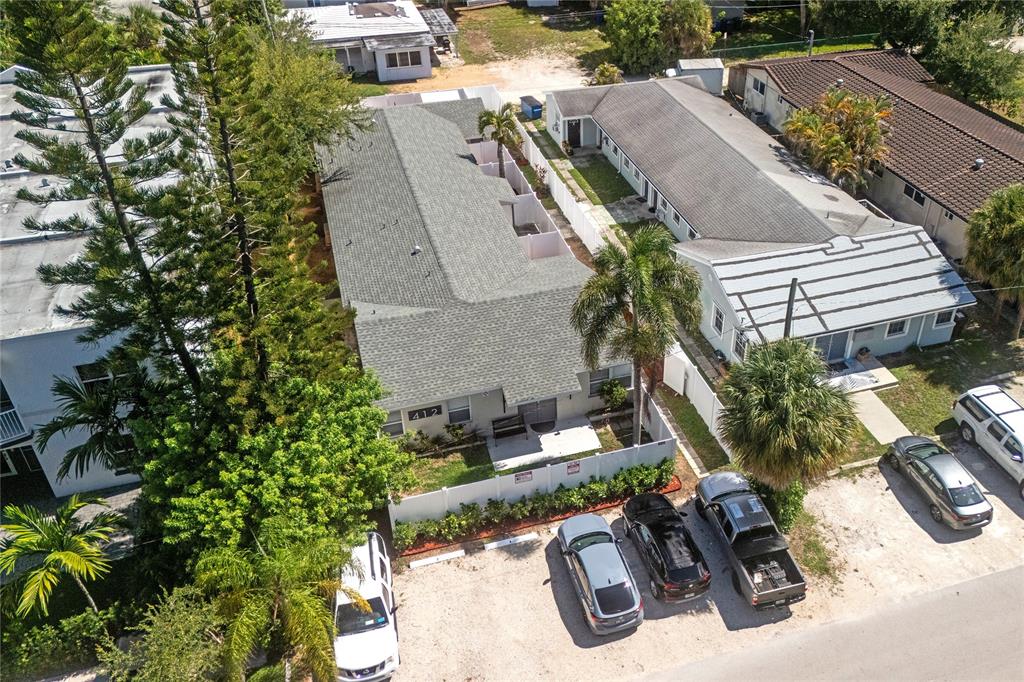 412 Southeast 16th Street, Unit 2 Fort Lauderdale, FL 33316 - Photo 20 of 20 an aerial view of a house with garden space and street view