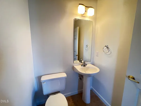 $195,000 | 2501 Huntscroft Lane, Unit 303, Raleigh, NC 27617