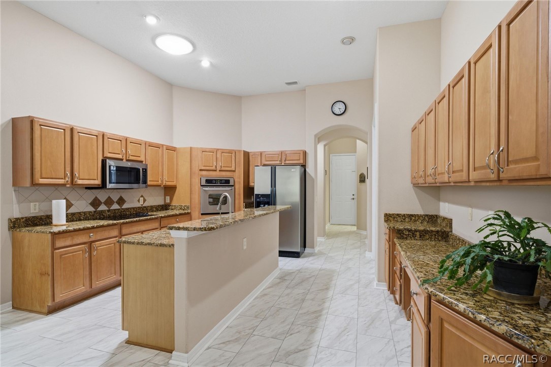 1038 West Rollingwood Court Hernando, FL 34442 - Photo 13 of 63