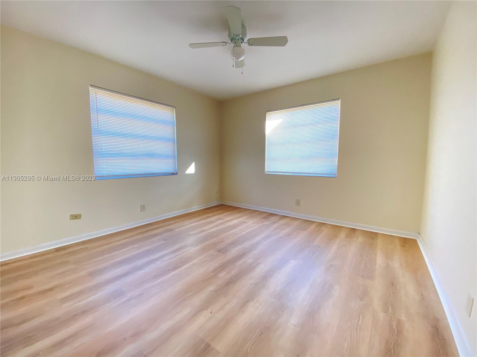 958 West 4th Street Riviera Beach, FL 33404 - Photo 8 of 13 Gallery Image 8