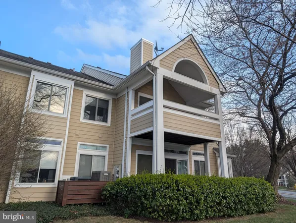 $2,500 | 12286 Fort Buffalo Circle, Unit 474, Fairfax, VA 22033