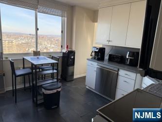 160 Overlook Avenue, Unit 11A Hackensack, NJ 07601 - Photo 12 of 18