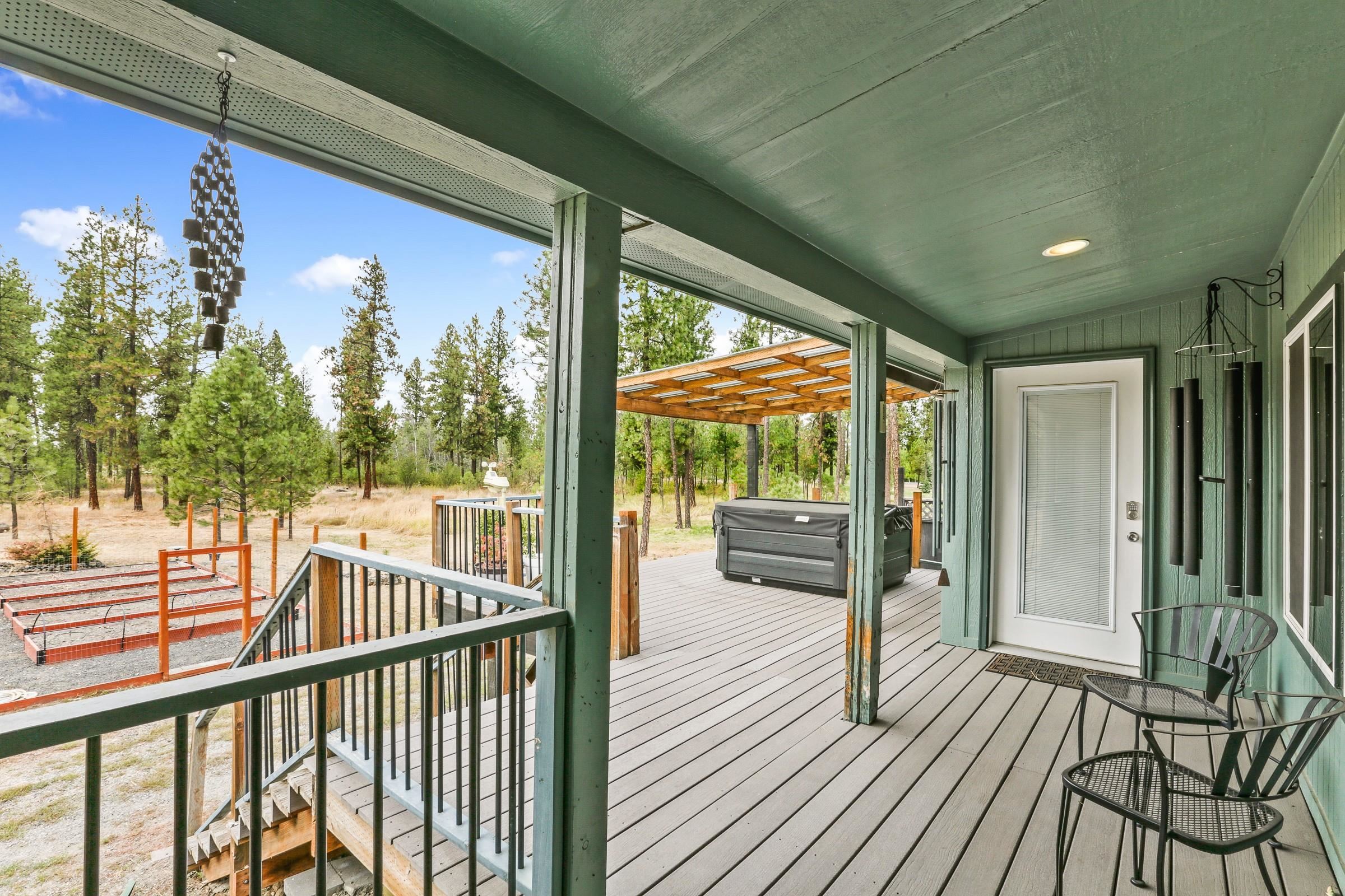1817 West Smythe Road Cheney, WA 99004 - Photo 3 of 28