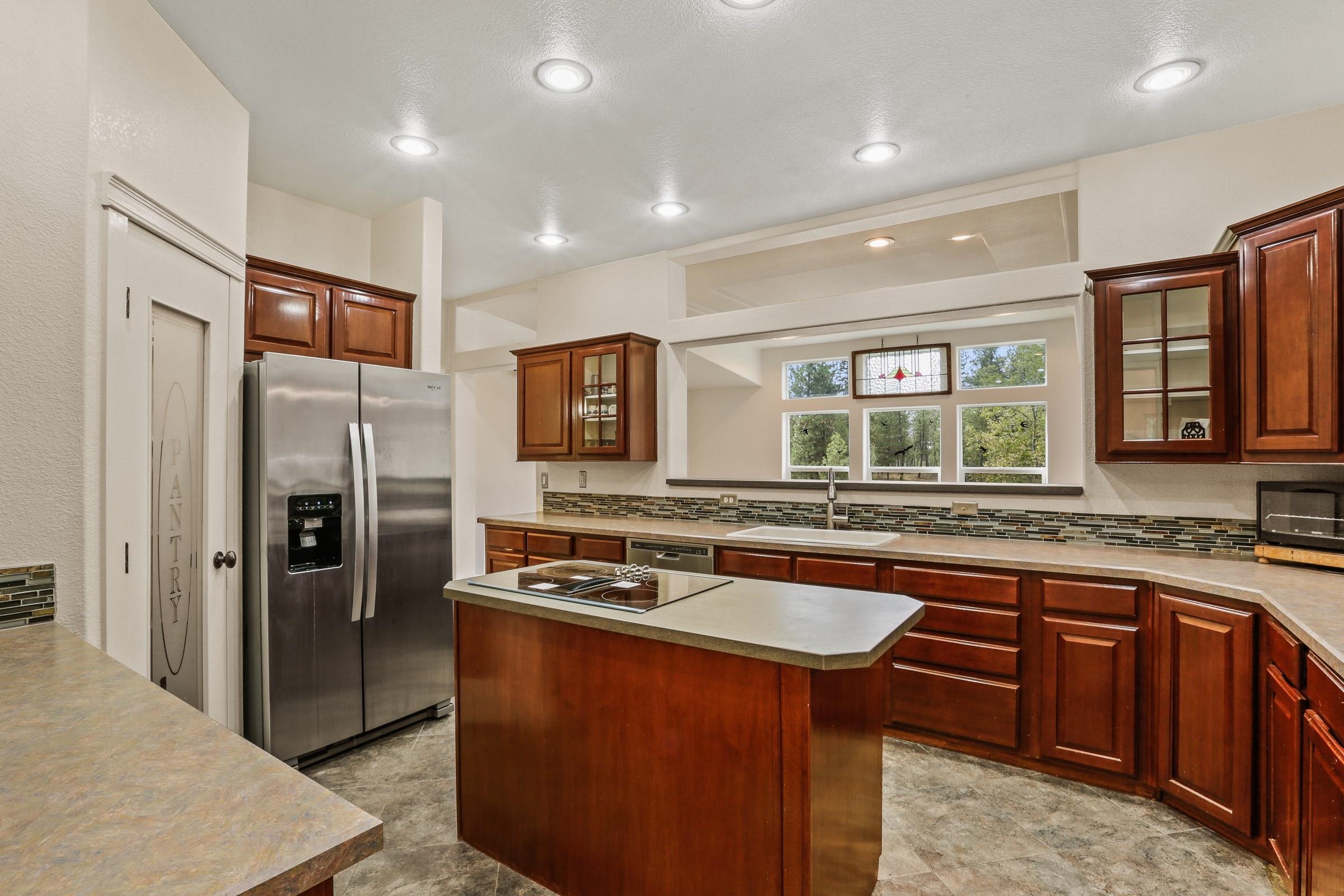1817 West Smythe Road Cheney, WA 99004 - Photo 6 of 28