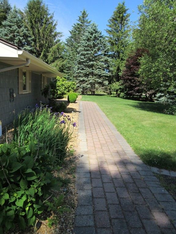 55 Airport Road Dudley, MA 01571 - Photo 2 of 30 Gallery Image 2