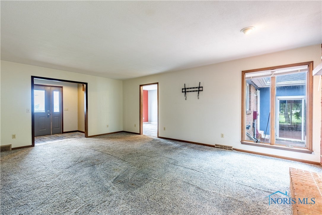 30431 Lemoyne Road Walbridge, OH 43465 - Photo 9 of 50 Gallery Image 9