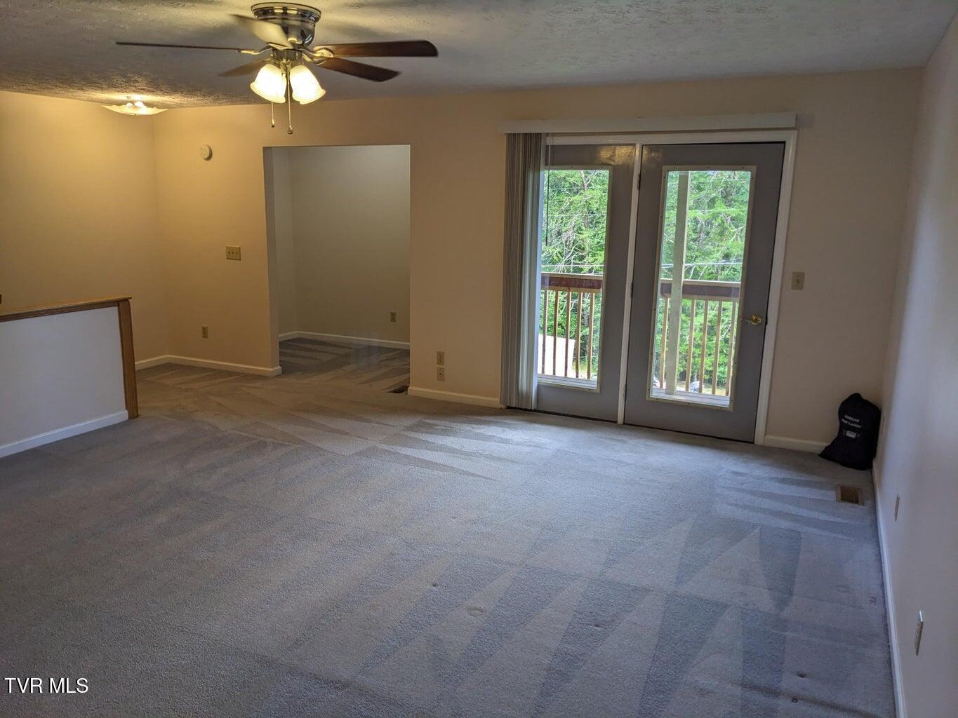 2482 Elk Way Newport, TN 37821 - Photo 27 of 36 34