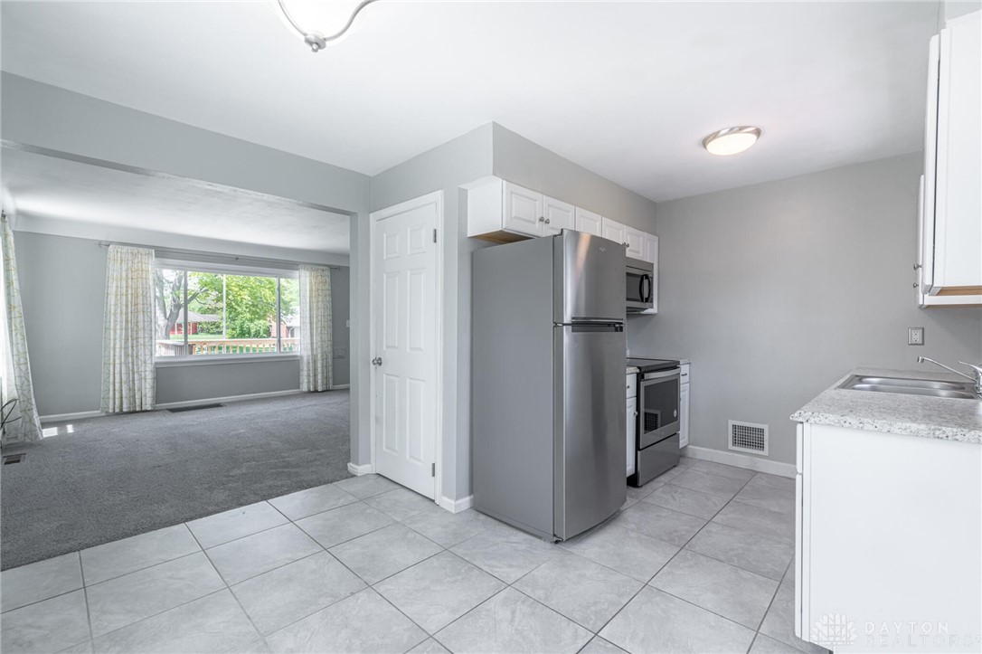 4464 Sunray Road Dayton, OH 45429 - Photo 11 of 25 Gallery Image 11