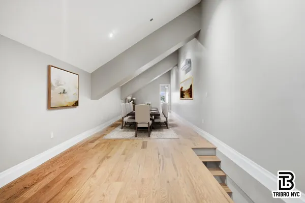 $9,250 | 129 Russell Street, Unit 3D | Greenpoint