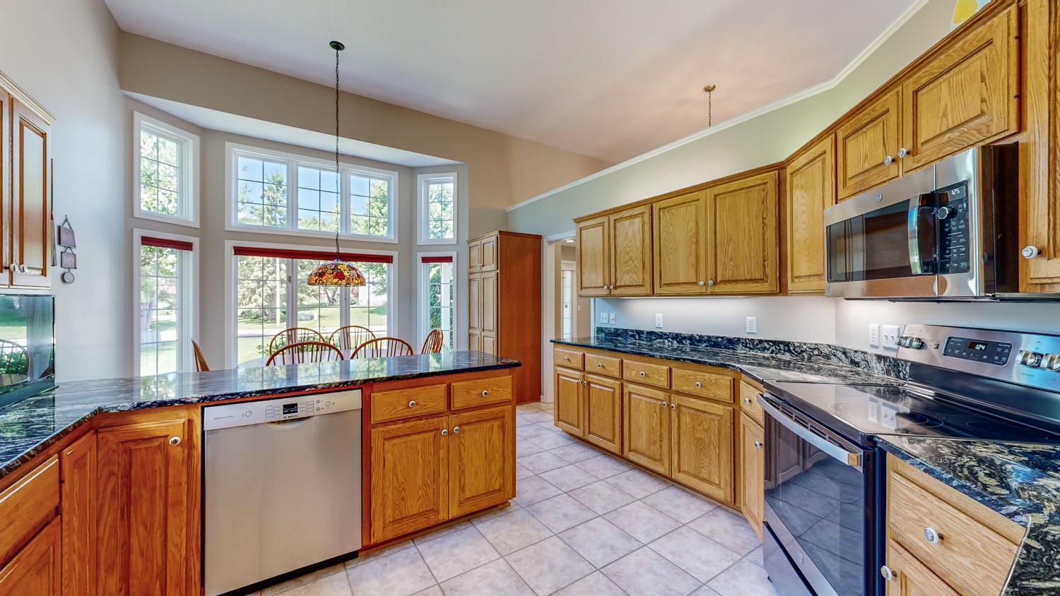 5910 Danvers Lane Northwest Rochester, MN 55901 - Photo 11 of 47