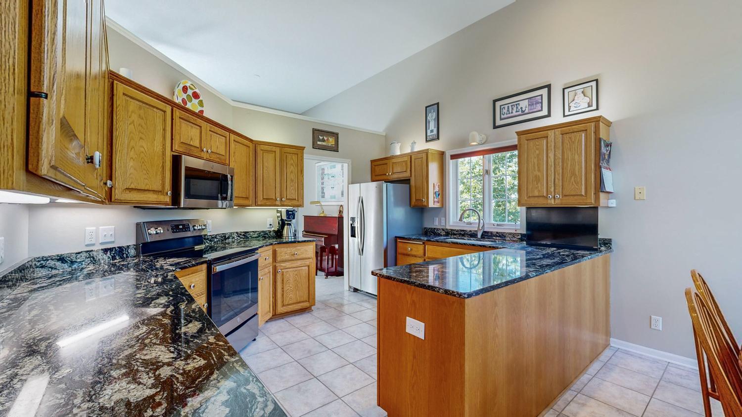 5910 Danvers Lane Northwest Rochester, MN 55901 - Photo 13 of 47