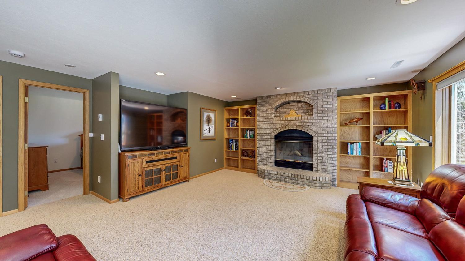 5910 Danvers Lane Northwest Rochester, MN 55901 - Photo 26 of 47