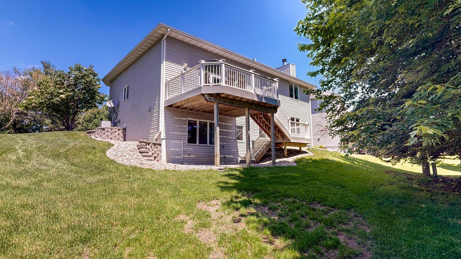 5910 Danvers Lane Northwest Rochester, MN 55901 - Photo 39 of 47