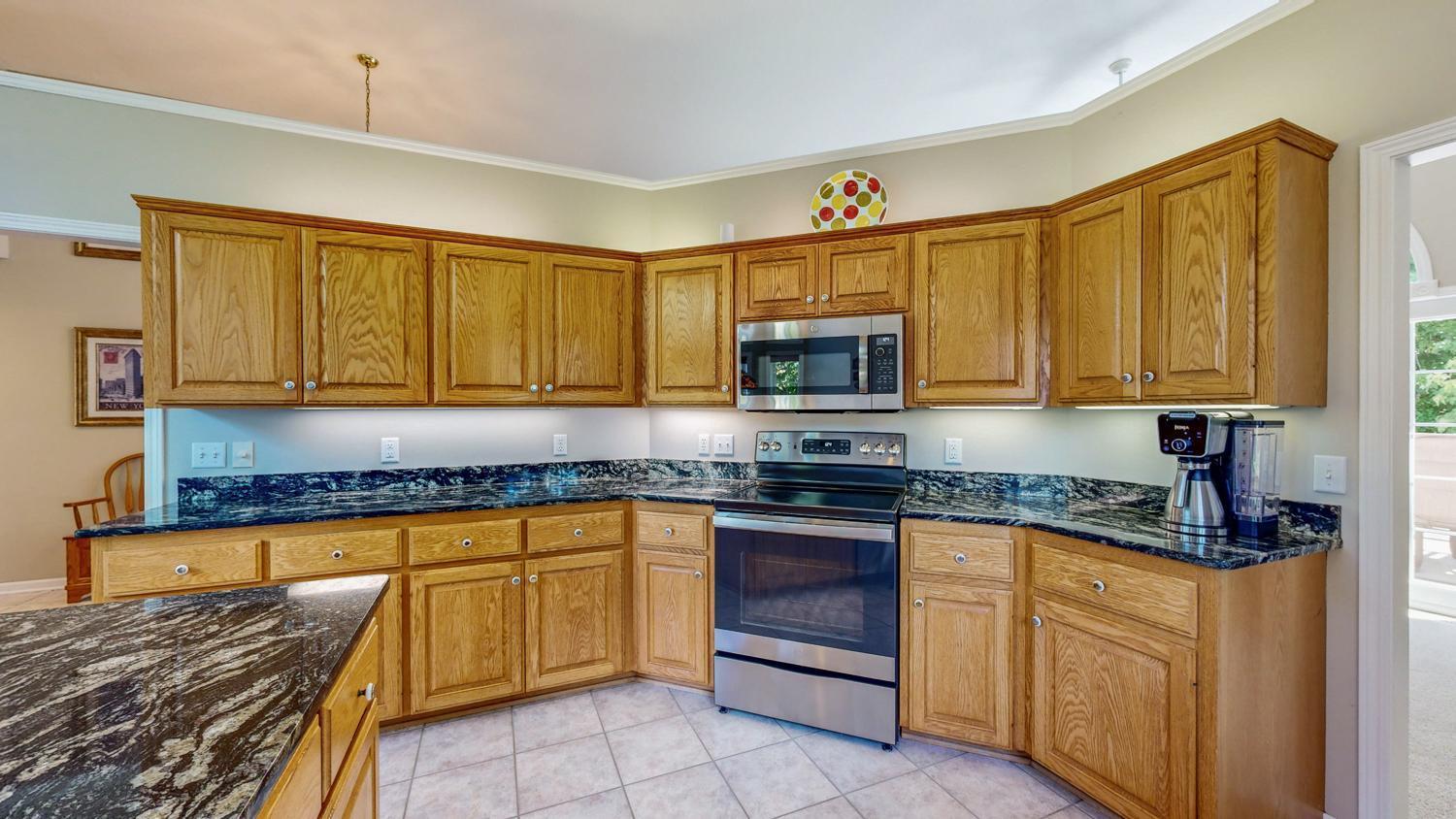5910 Danvers Lane Northwest Rochester, MN 55901 - Photo 10 of 47