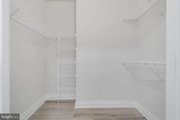 $3,150 | 8220 Crestwood Heights Drive, Unit 1210, McLean, VA 22102